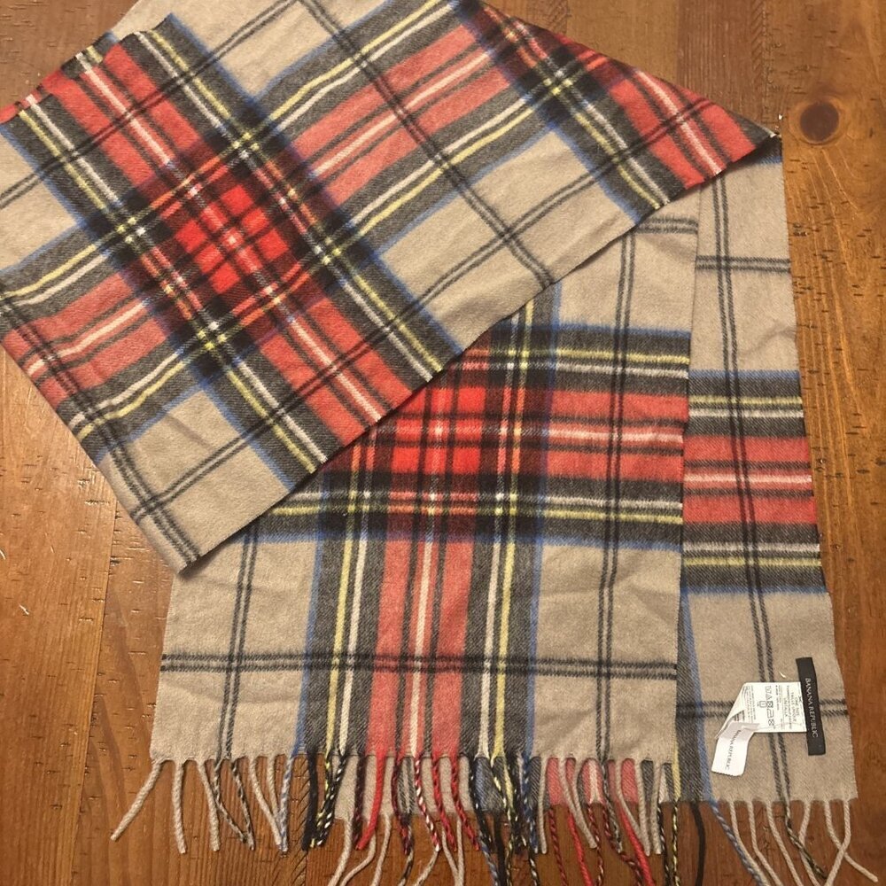 banana republic 100% Wool Tan & Red Plaid Winter Scarf